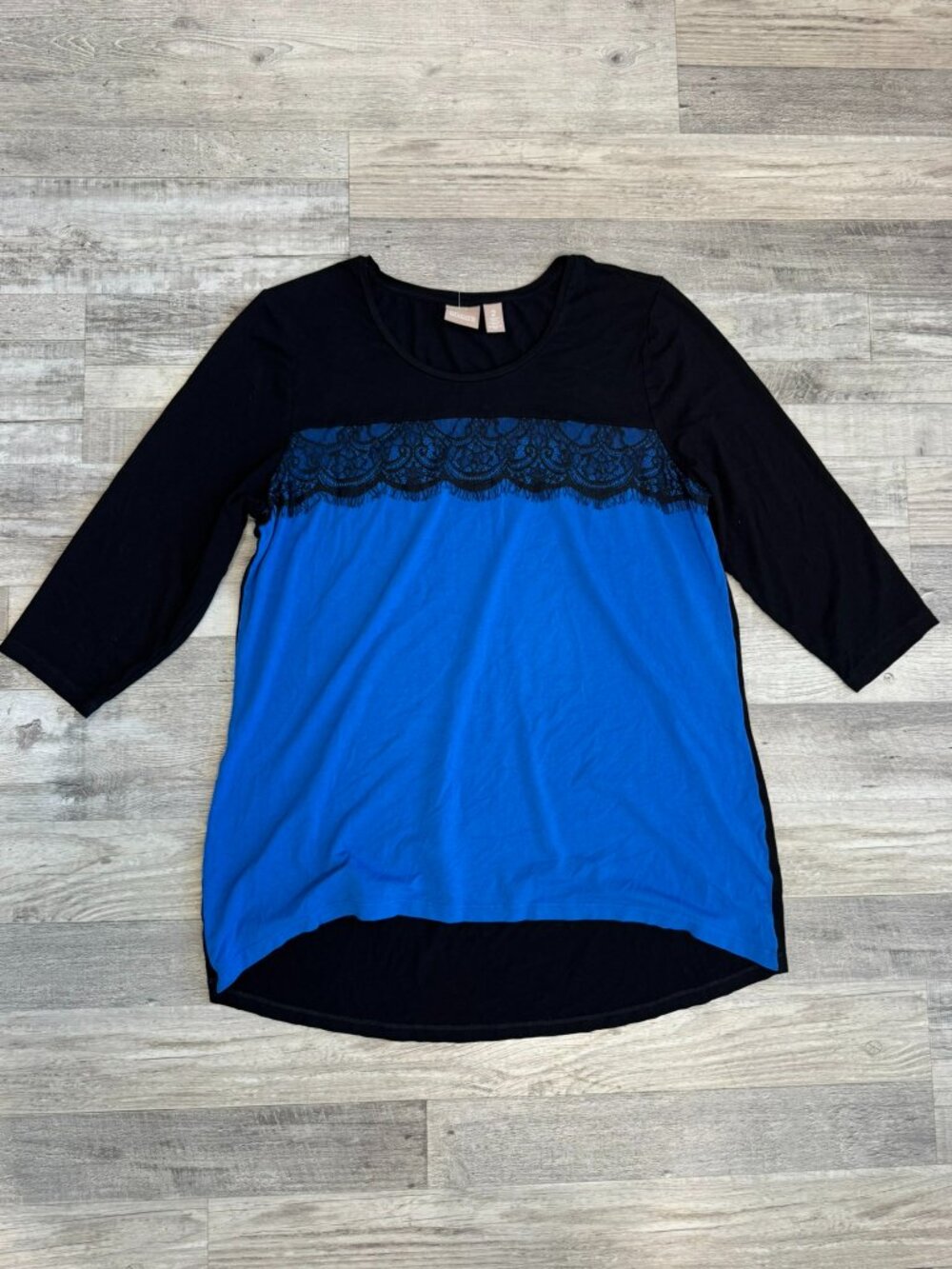 Chicos black blue stretch knit 3/4 sleeve lace detail size 2/large M29